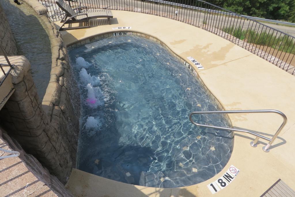 Cliffs Resort Table Rock Lake Branson Exterior photo
